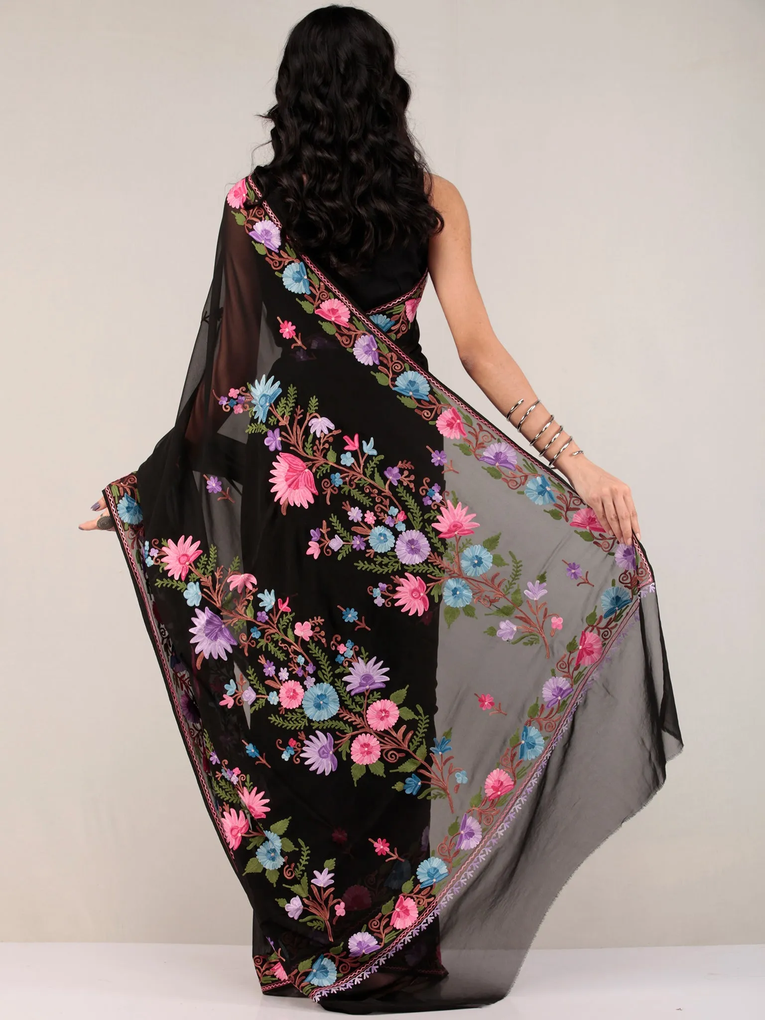 Black Aari Embroidered Georgette Saree From Kashmir - S031704666
