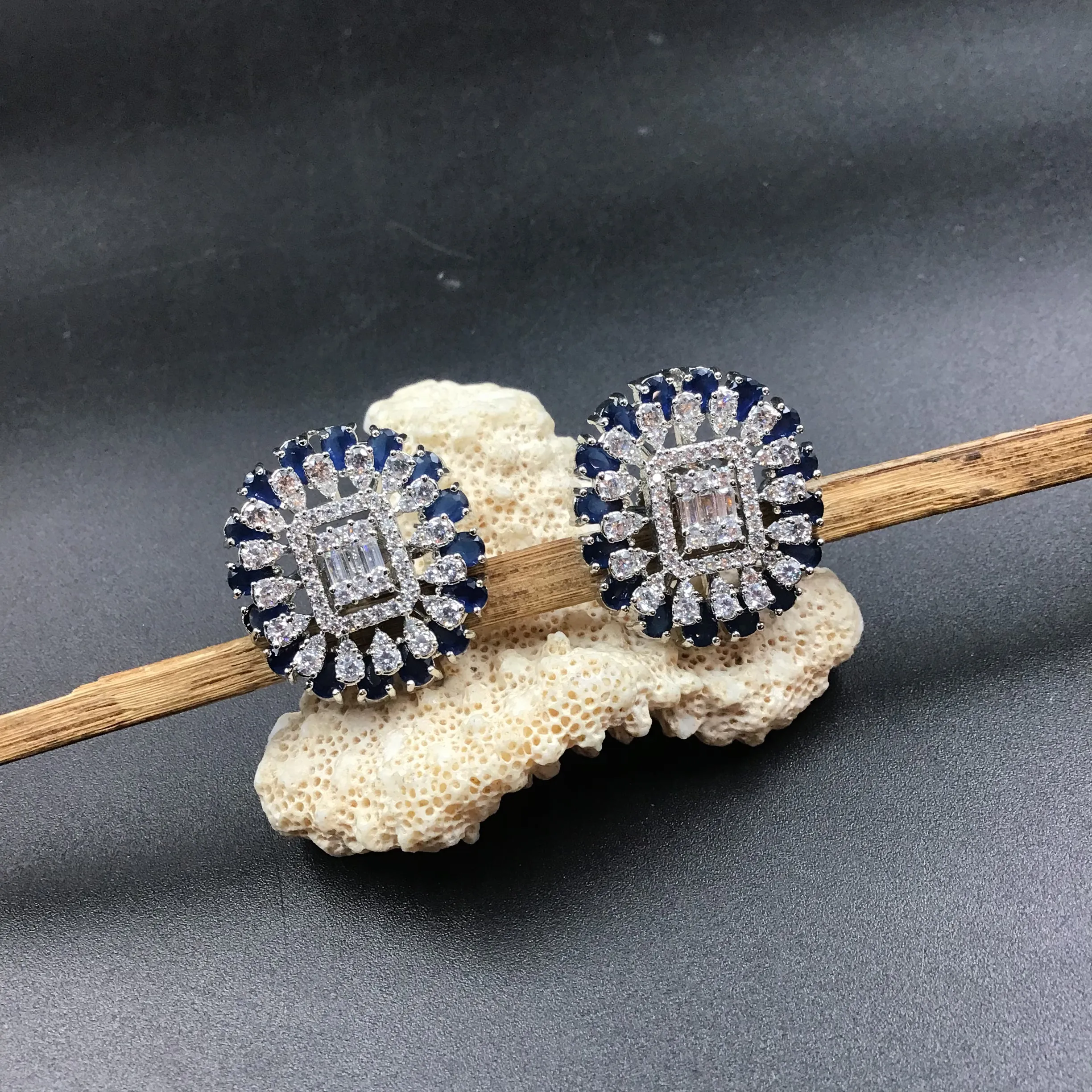 Silver Polish Zircon/AD Earring 6720-69
